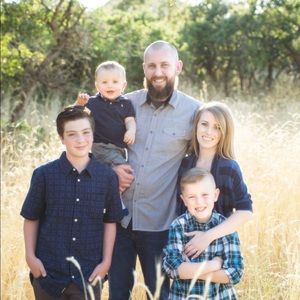 Meet your Posher, Angela